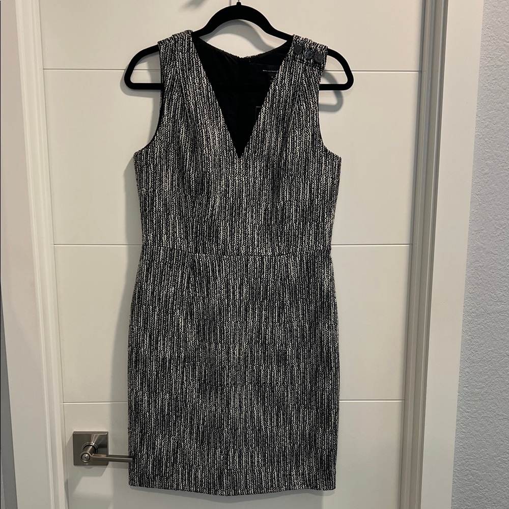 Elegant NWT WHBM Black and White Sleeveless Dress!